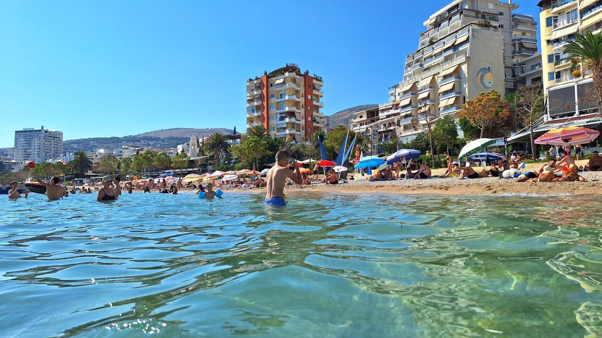 Promenade Apts * Sarandë